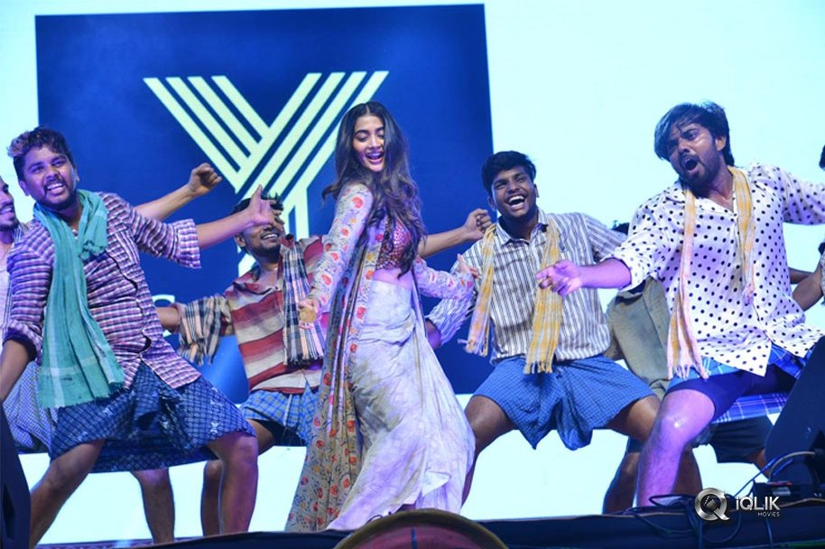 Rangasthalam-Movie-Pre-Release-Event-Photos